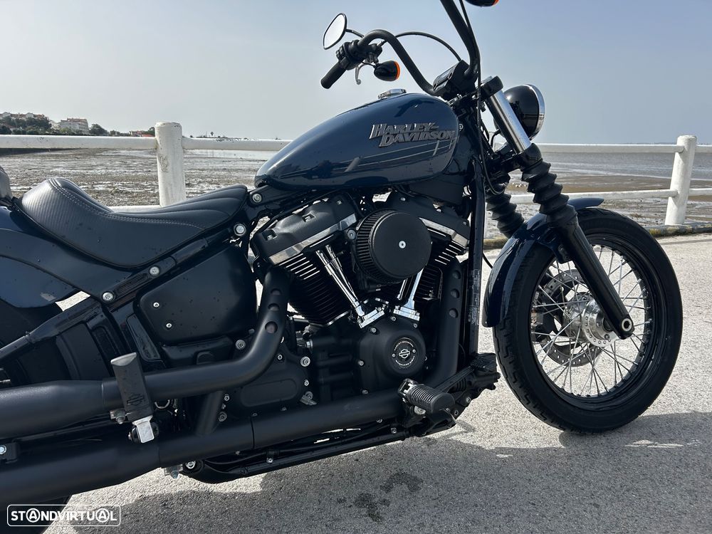 Harley-Davidson Softail Street Bob M8 A/2 Livrete - 3