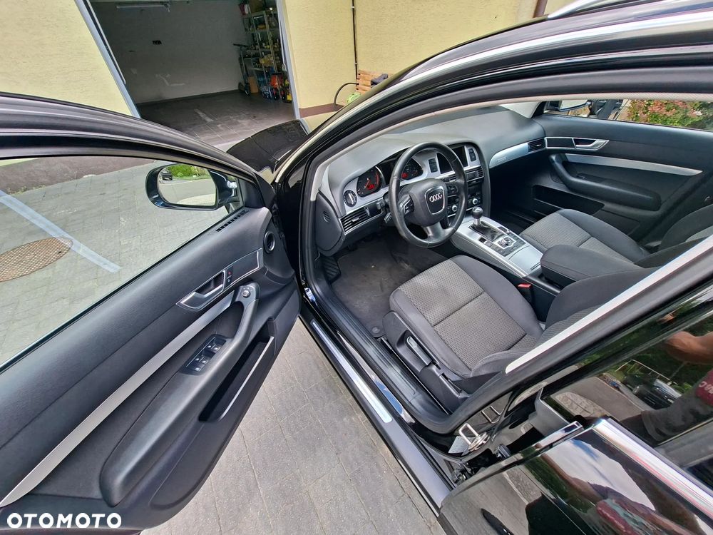 Audi A6 Avant - 11