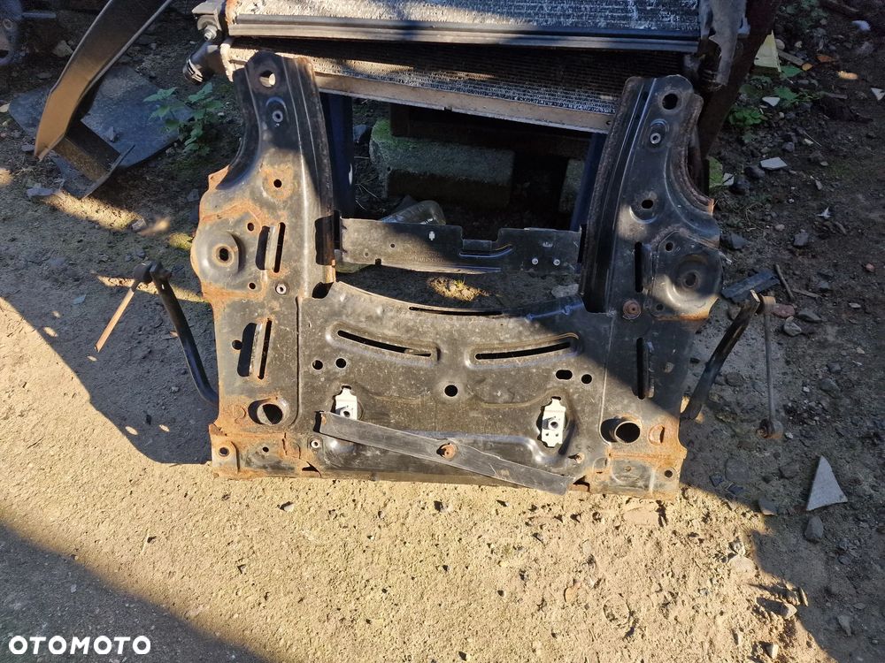 Belka zawieszenia  przód  twingo III smart forfour II - 1