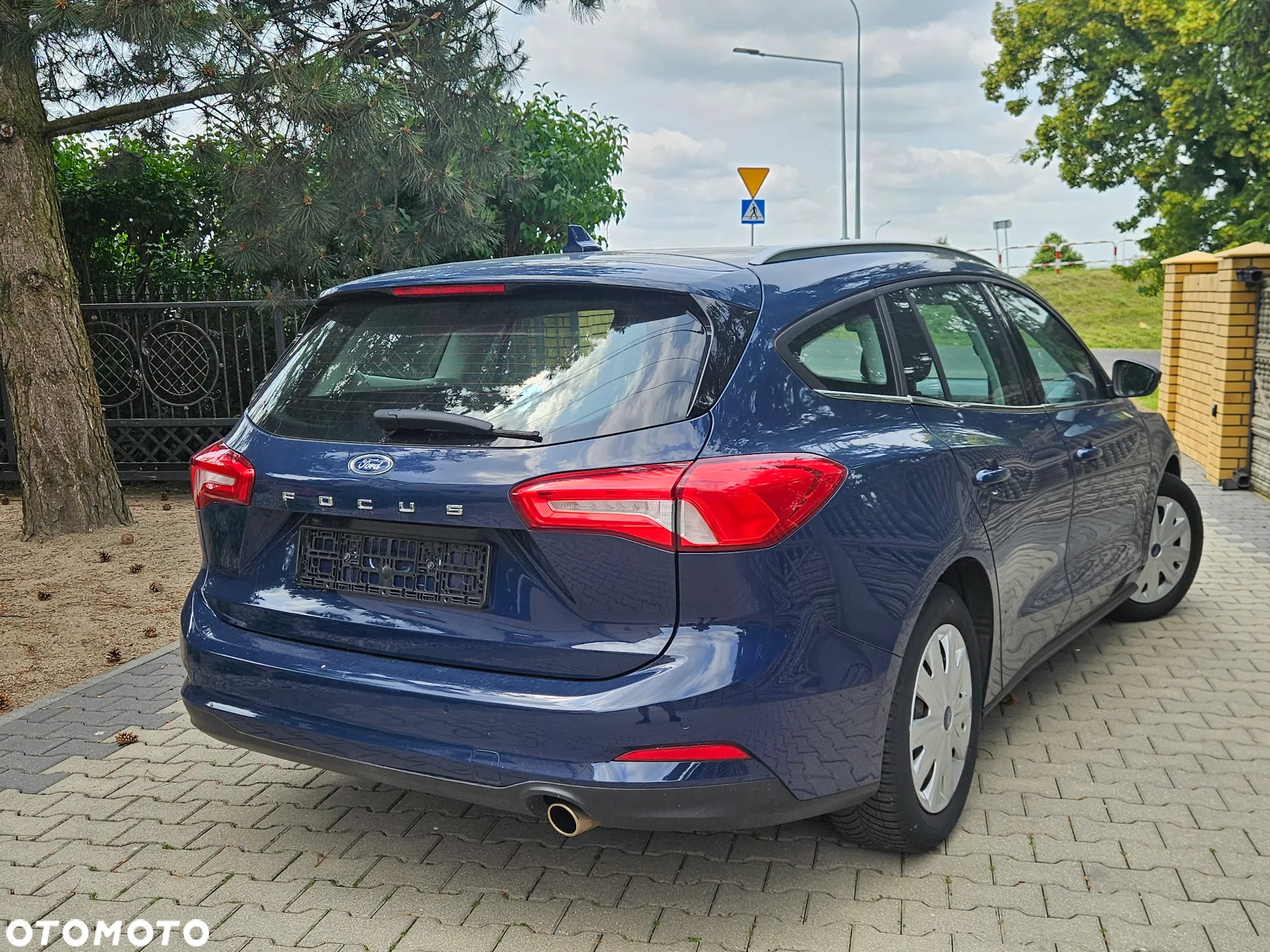 Ford Focus 1.0 EcoBoost Active Business - 4