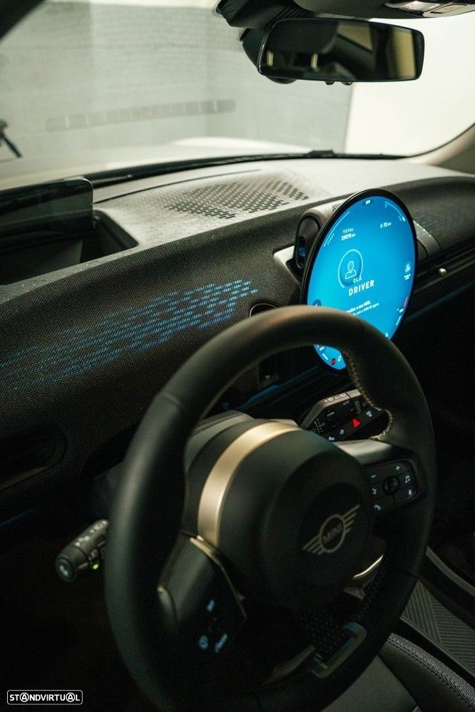 MINI 3 Portas Cooper C Essential - 36