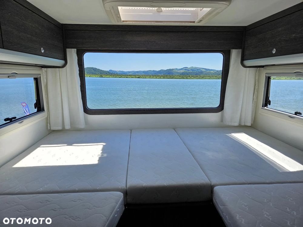 Mercedes-Benz Sprinter - 17