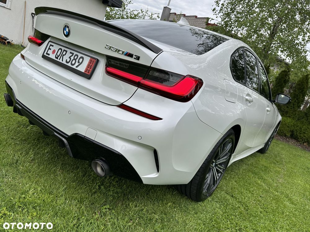 BMW Seria 3 330e M Sport - 6