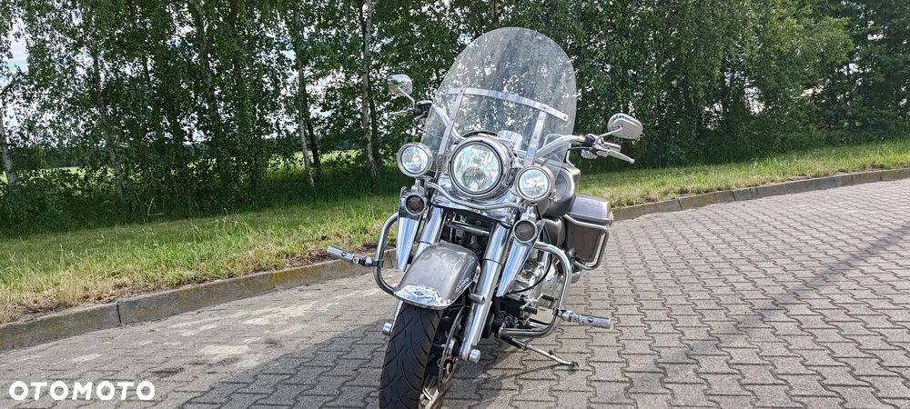 Harley-Davidson Touring Road King - 1