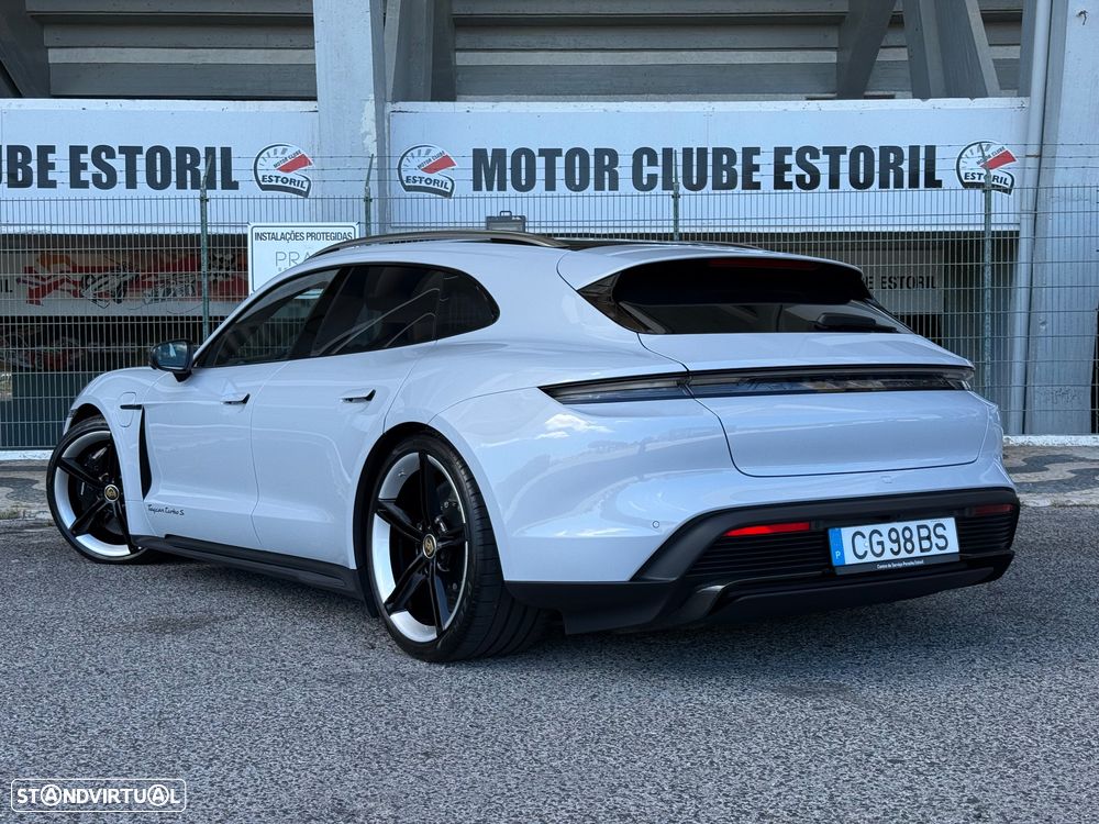 Porsche Taycan Sport Turismo Turbo S - 3