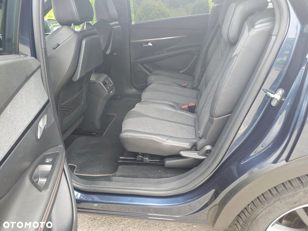 Peugeot 5008 - 12