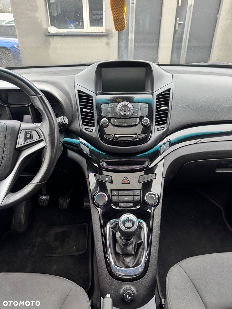 Chevrolet Orlando - 17
