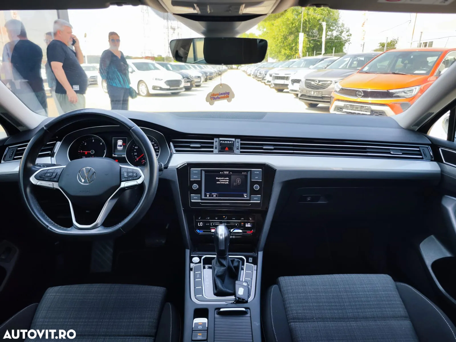 Volkswagen Passat - 9