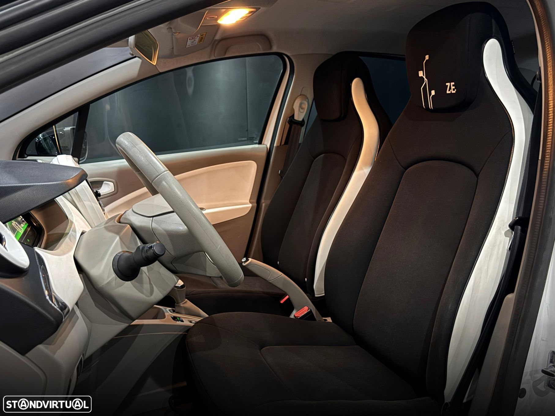 Renault Zoe - 13