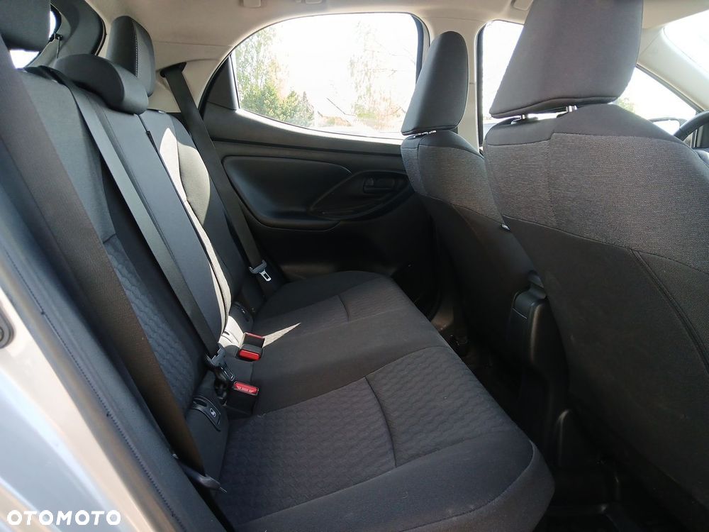 Toyota Yaris Hybrid 1.5 Comfort - 11