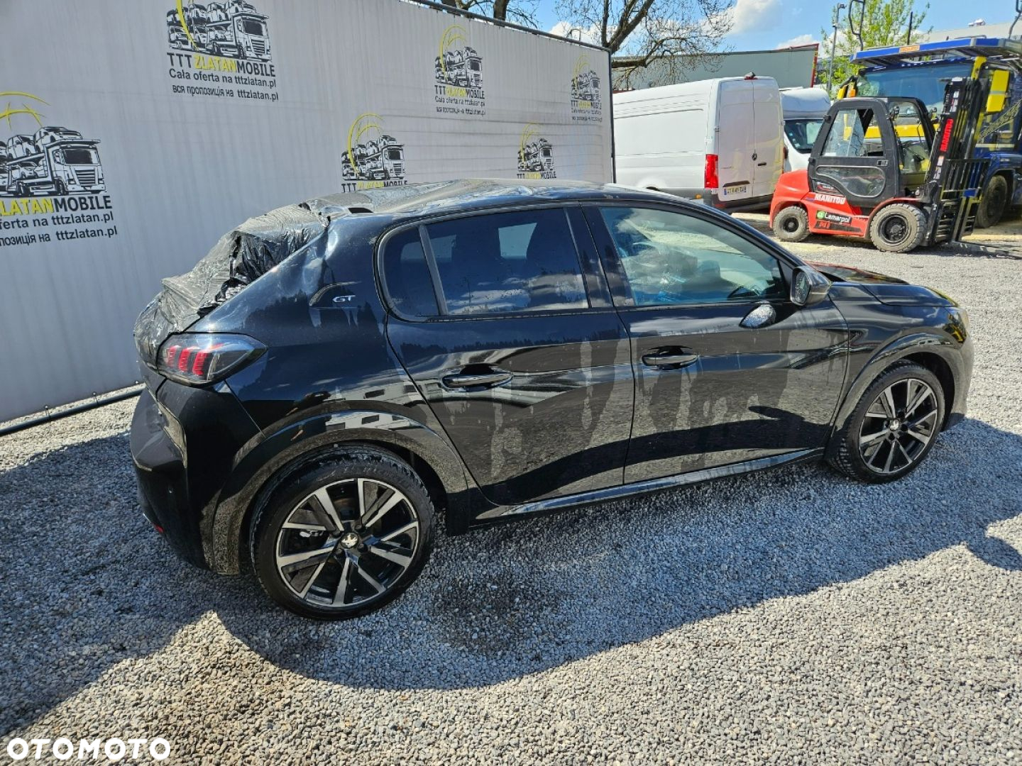 Peugeot 208 - 19