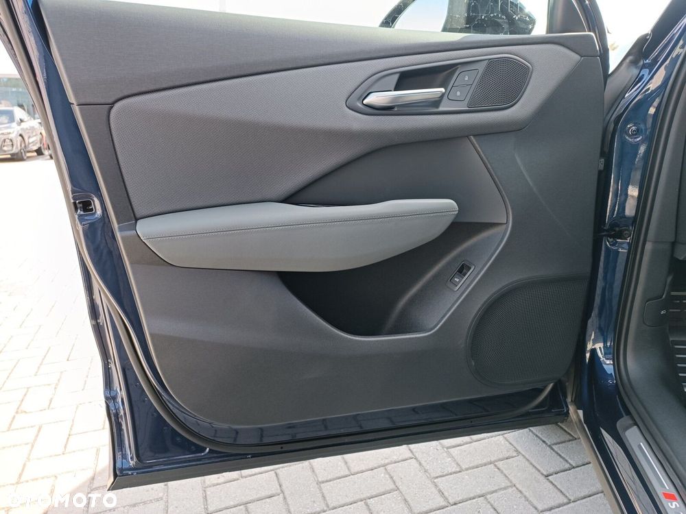 Audi Q3 Sportback - 13