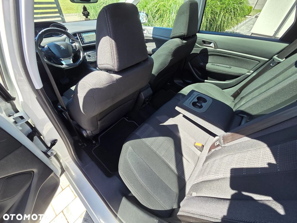 Peugeot 308 BlueHDi 150 Automatik Stop & Start Allure - 12