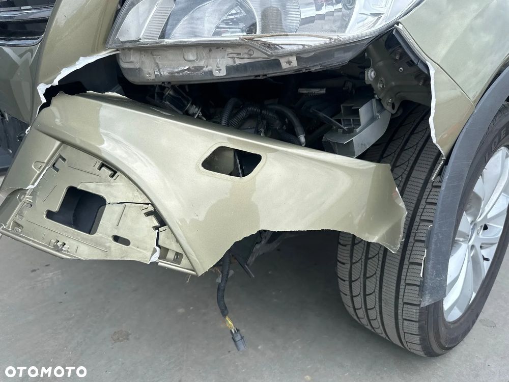 Ford Kuga - 13