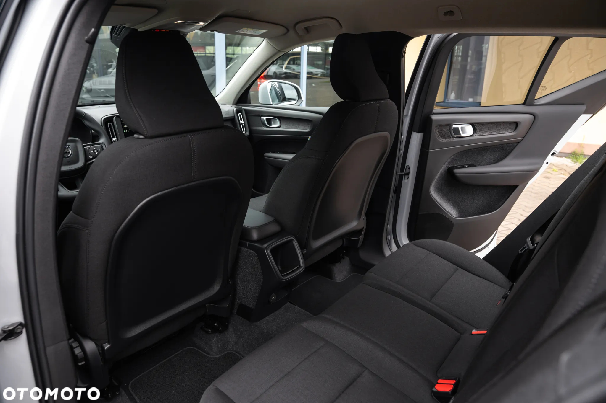 Volvo XC 40 T3 Momentum Core - 29