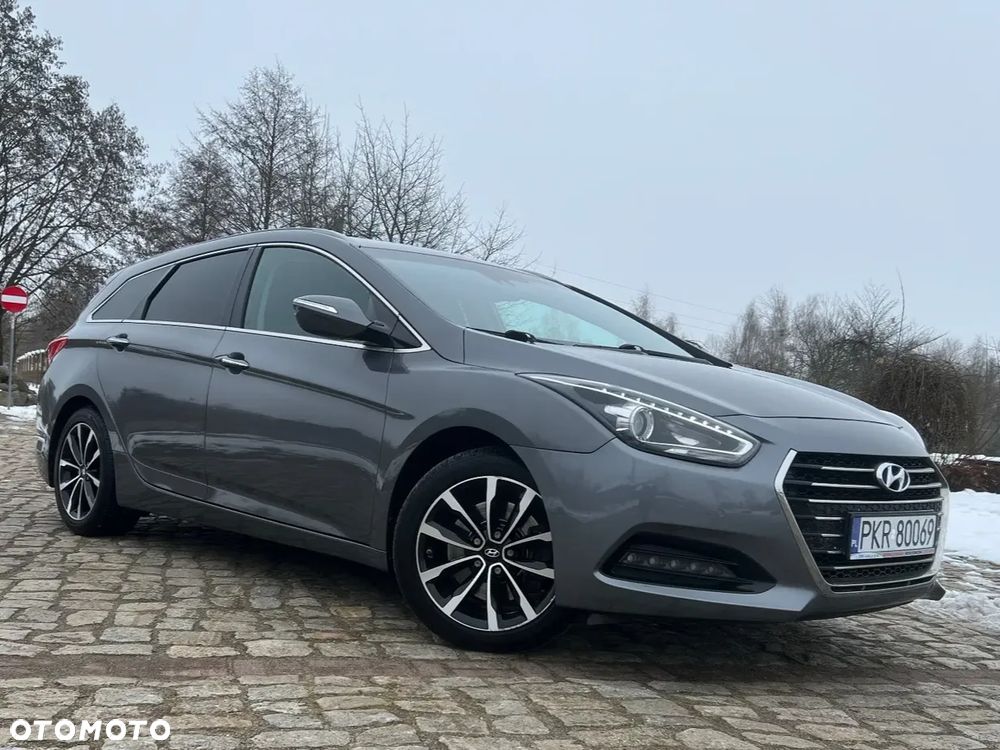 Hyundai i40 Kombi blue 1.7 CRDi DCT Premium - 16