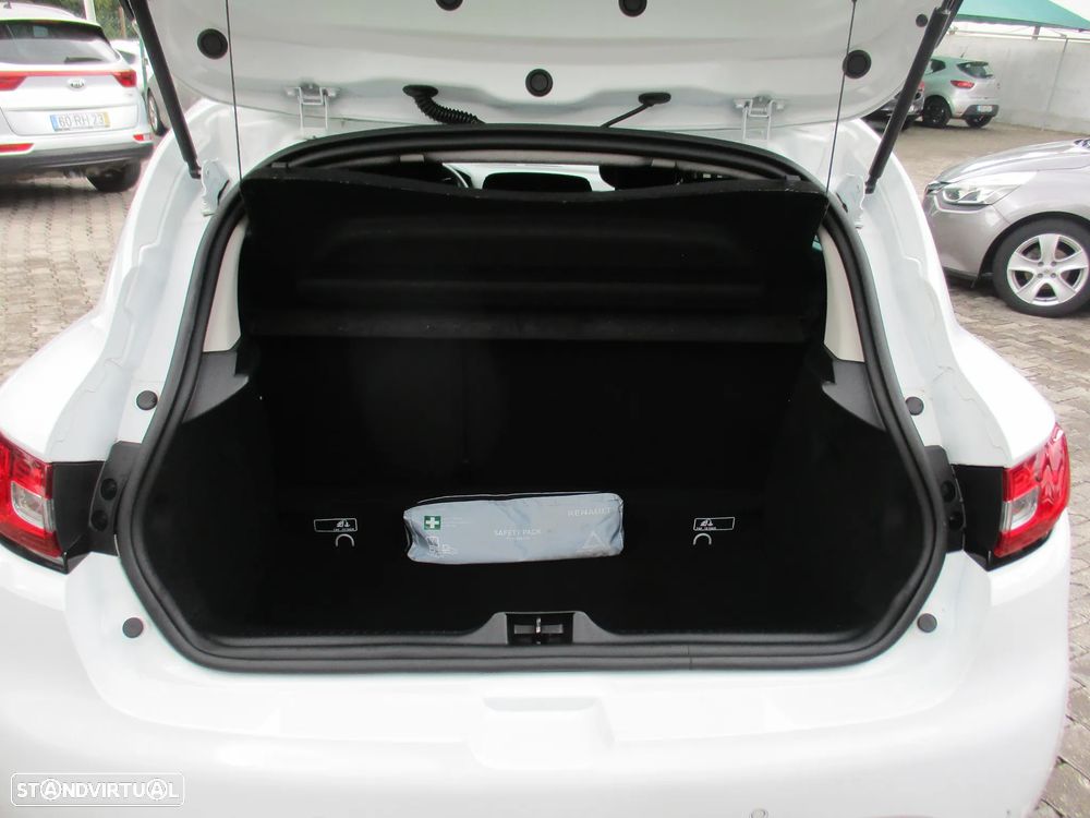 Renault Clio 0.9 TCe Limited Edition - 24