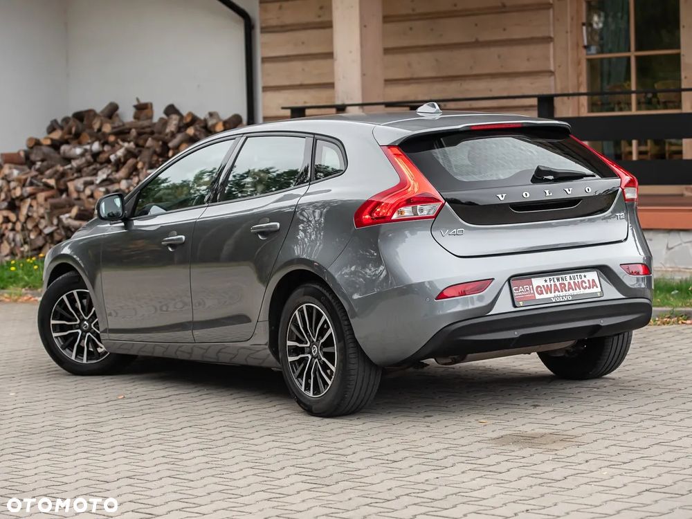 Volvo V40 - 11