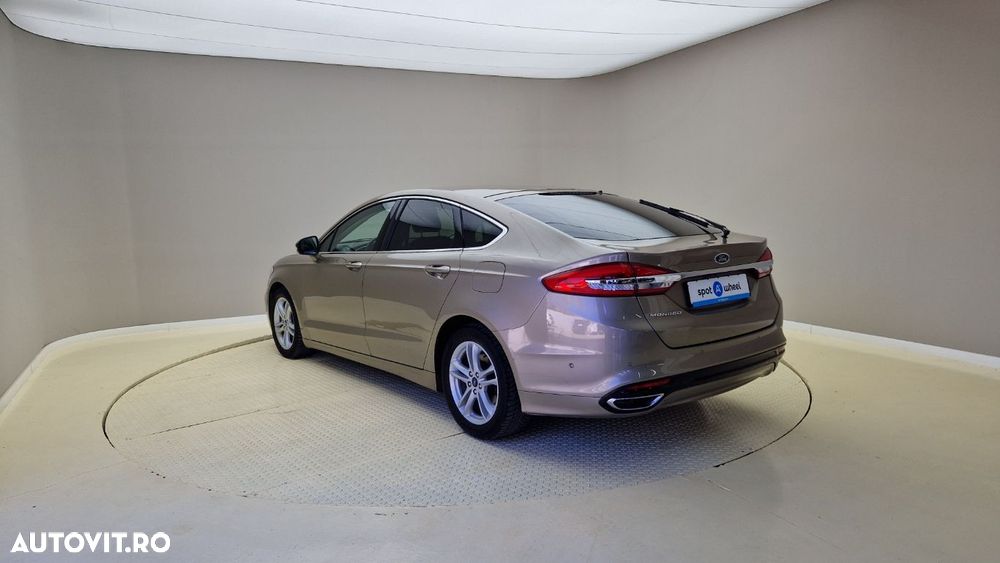 Ford Mondeo - 8