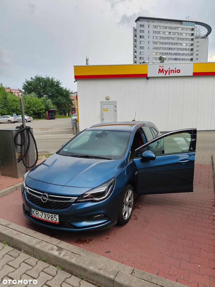 Opel Astra 1.6 T Dynamic S&S - 12