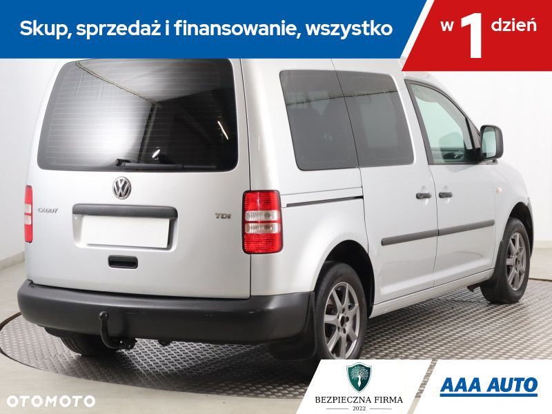 Volkswagen Caddy - 6