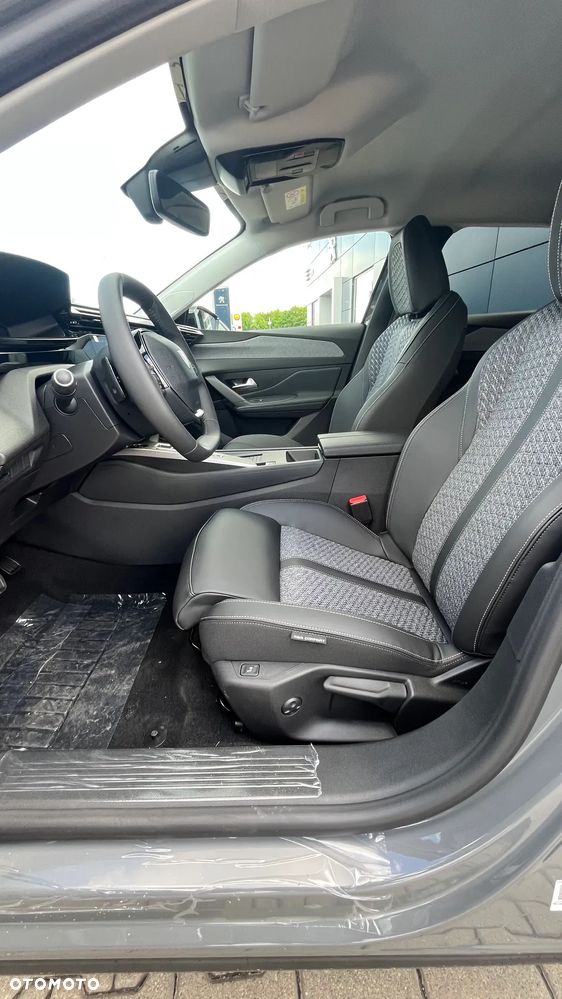 Peugeot 408 1.2 PureTech mHEV Allure S&S e-DSC6 - 14