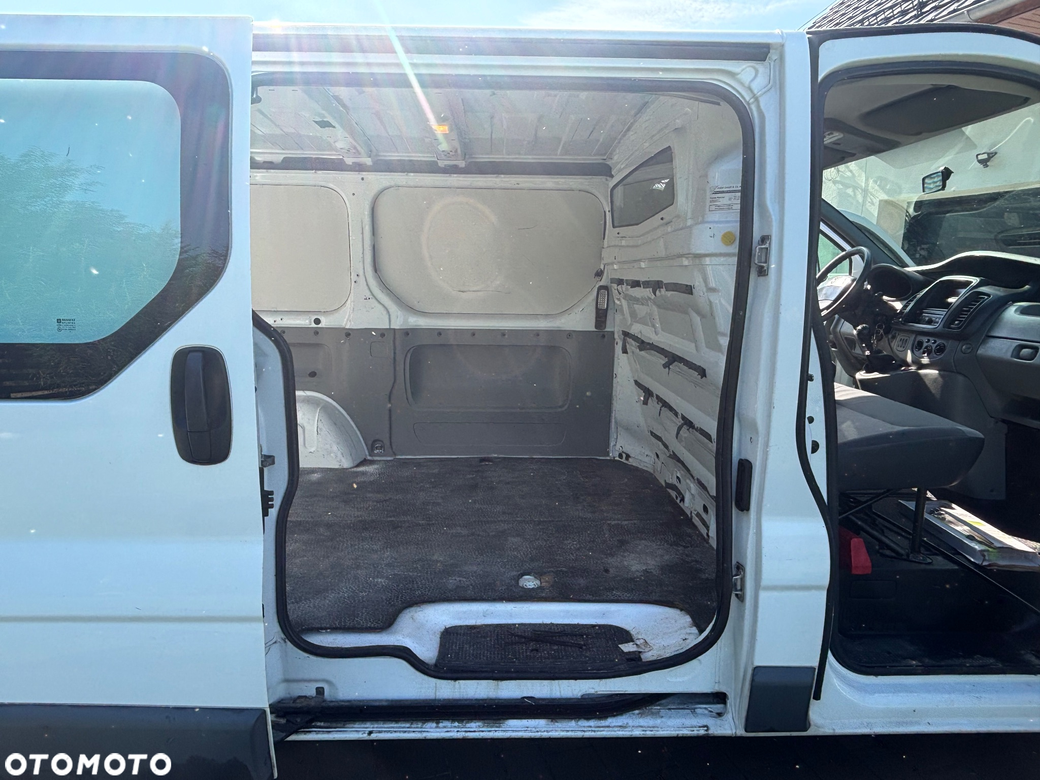 Renault Trafic 2.0 dCi 115 Combi L2H1 - 2
