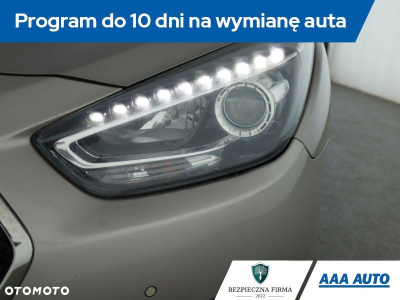 Hyundai i40 - 20