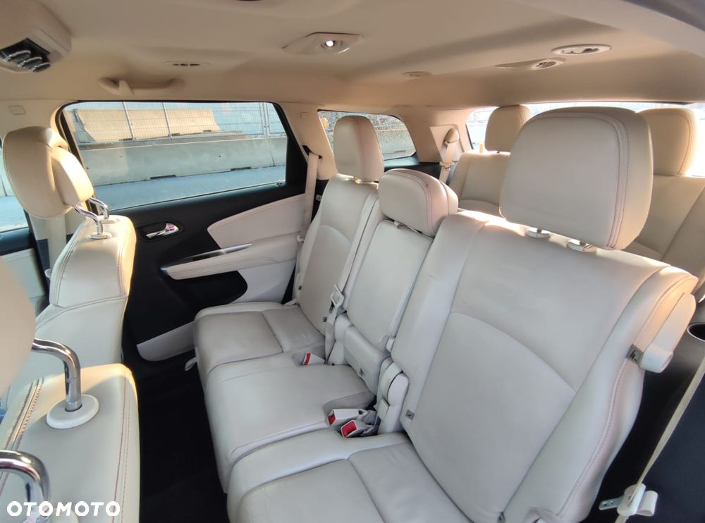 Fiat Freemont 3.6 V6 Lounge - 12