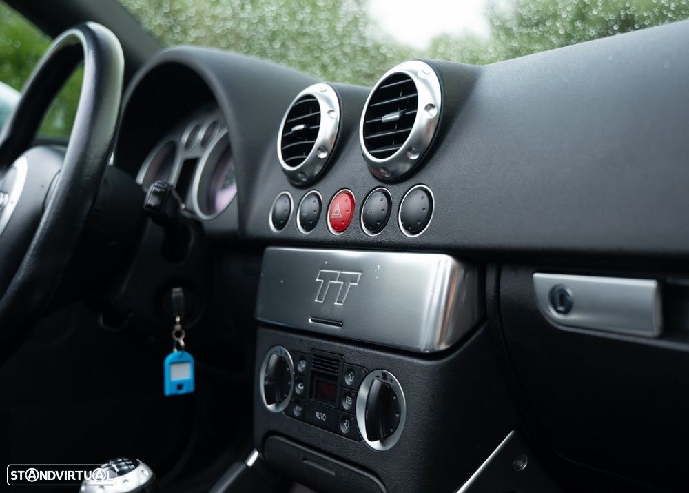 Audi TT Roadster 1.8 T - 37