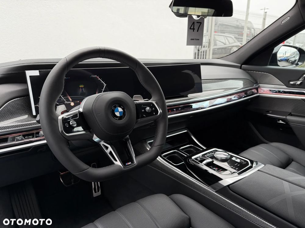 BMW Seria 7 - 17