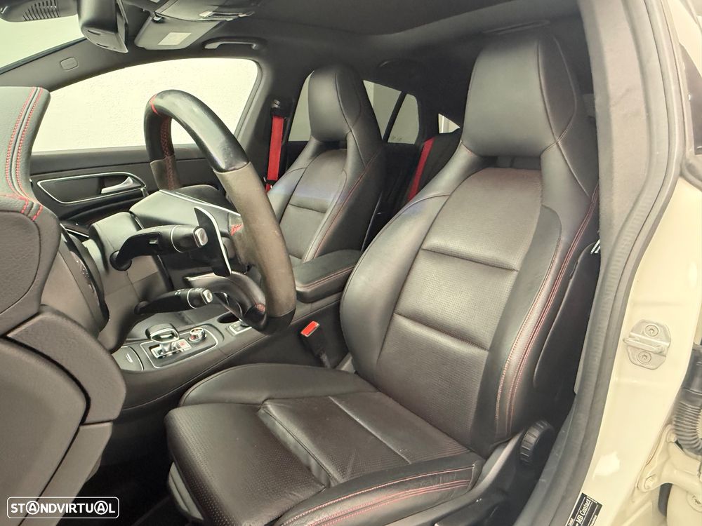 Mercedes-Benz CLA 45 AMG 4Matic Speedshift 7G-DCT - 8