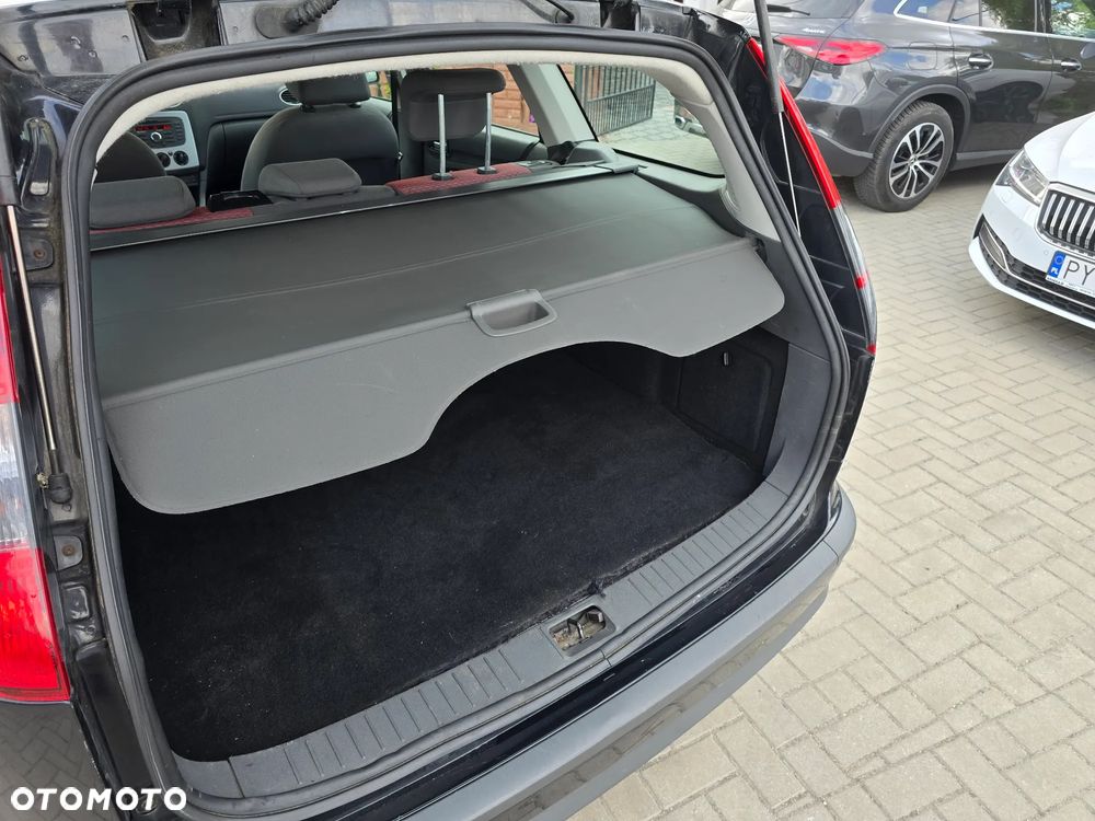 Ford Focus - 19