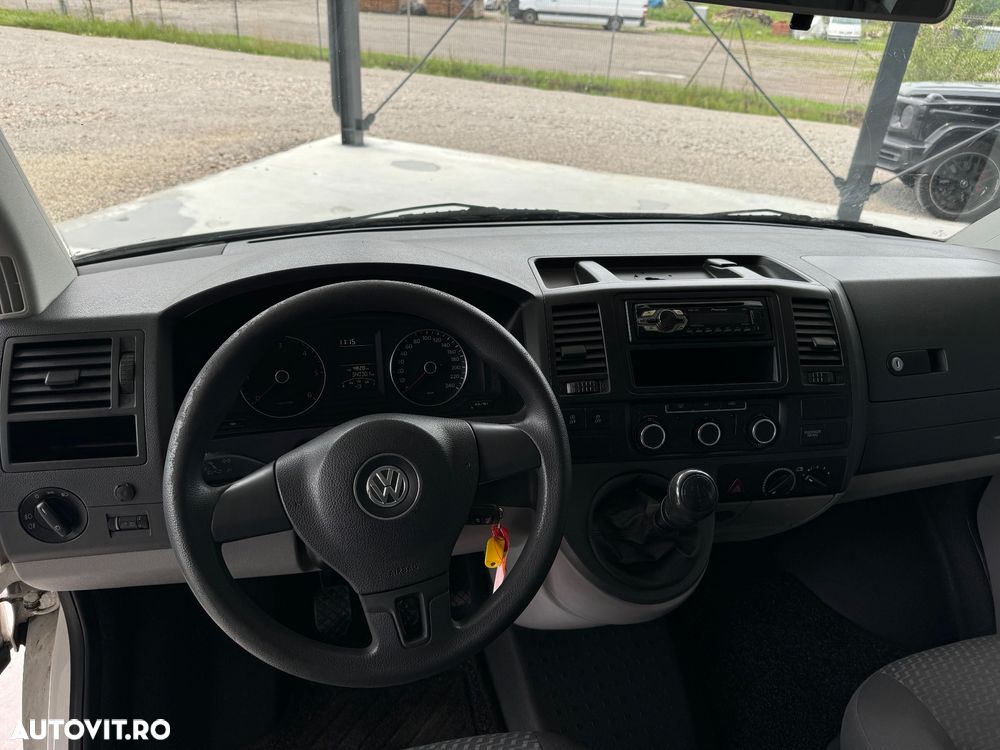 Volkswagen Transporter - 30