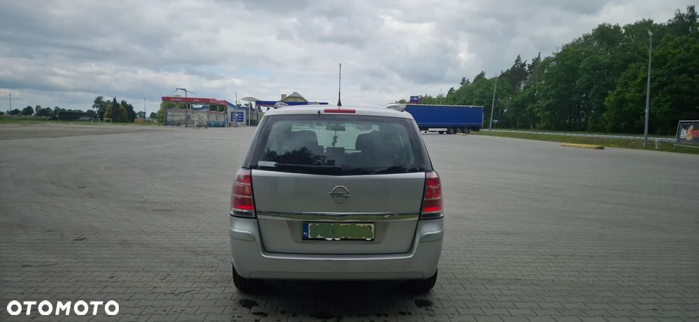 Opel Zafira 1.8 Sport - 4