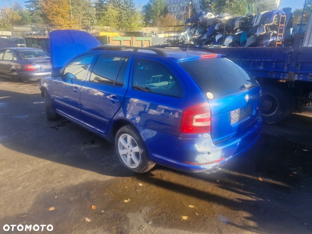 Skoda Octavia II RS (kombi): pojazd na części: maska, zderzak, drzwi, szyby, lusterka, chłodnica ... - 4
