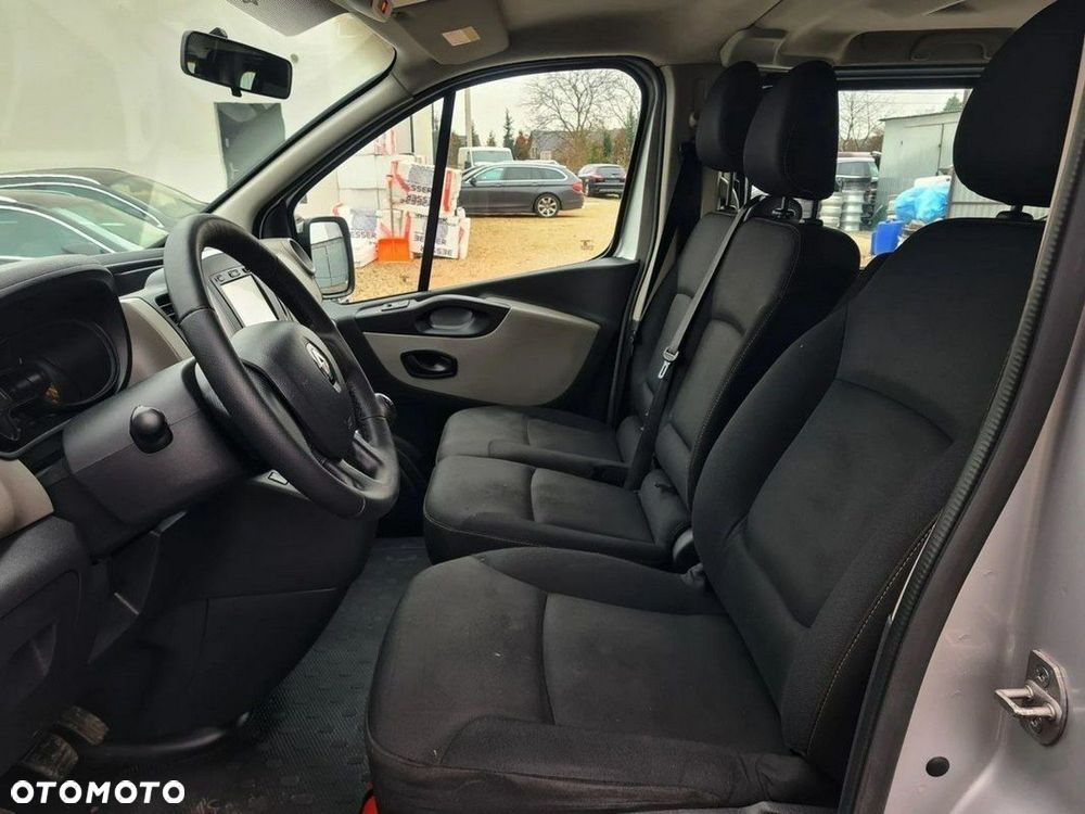Renault Trafic - 13