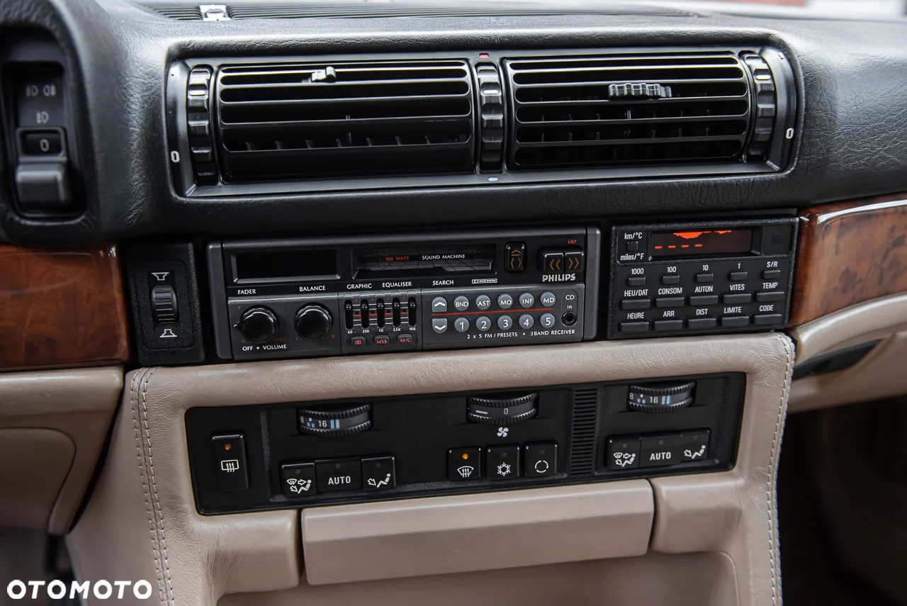 BMW Seria 7 - 21