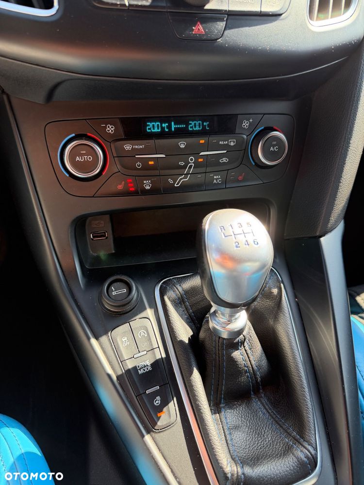 Ford Focus 2.3 EcoBoost S&S Allrad RS Blue & Black - 29
