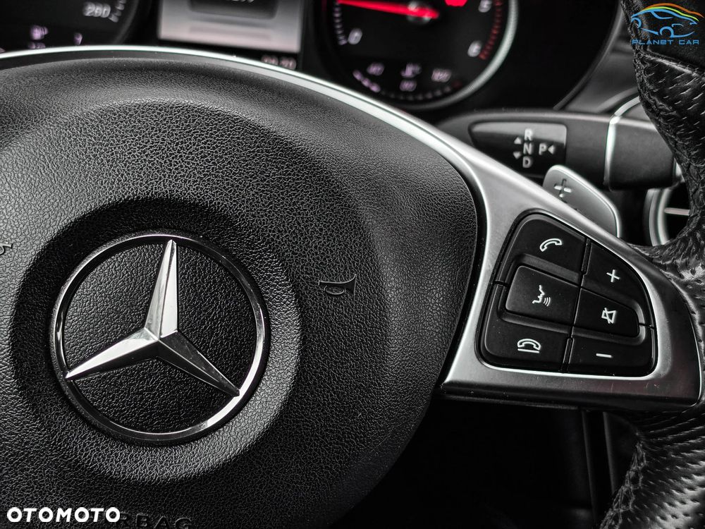 Mercedes-Benz GLC 220 d 4Matic 9G-TRONIC - 24