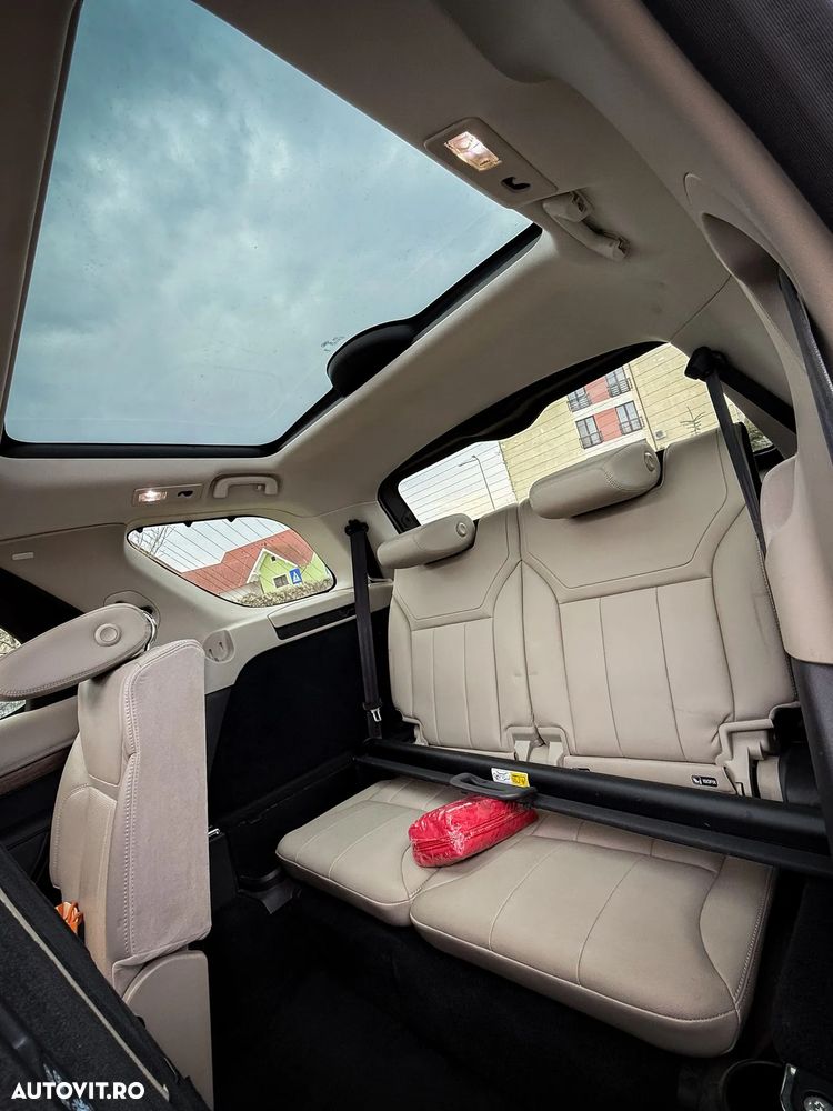 Land Rover Discovery 3.0 L SDV6 LANDMARK Aut. - 15