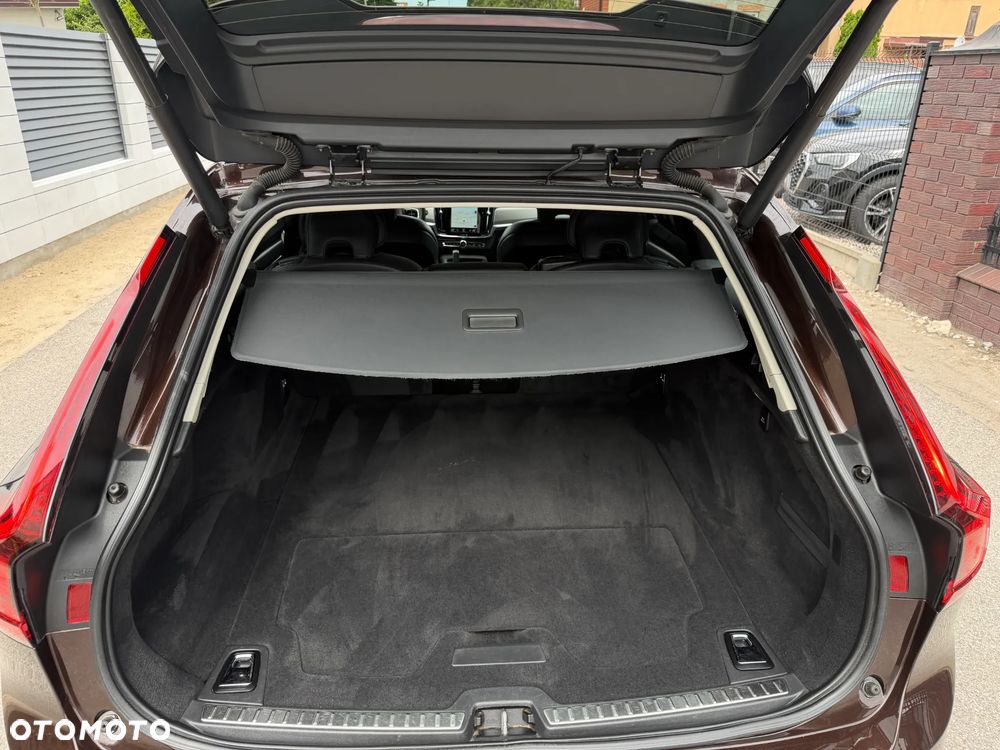 Volvo V90 B4 B Momentum Pro - 35