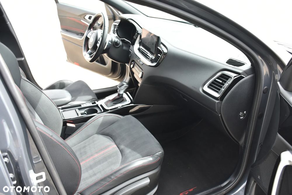 Kia ProCeed 1.6 T-GDI DCT7 OPF GT - 21