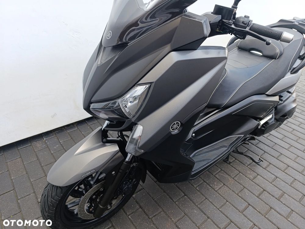 Yamaha X-max - 10