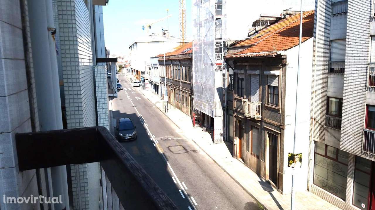 Apartamento de 4 quartos com varanda, para habitação ou investimento, - Grande imagem: 3/38