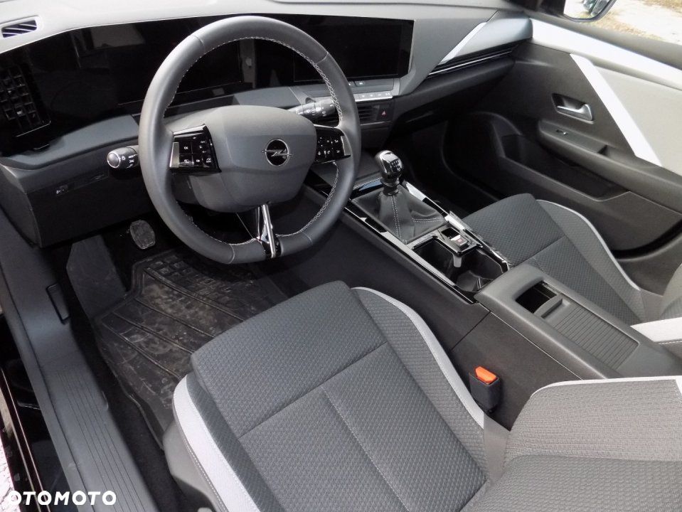 Opel Astra - 11