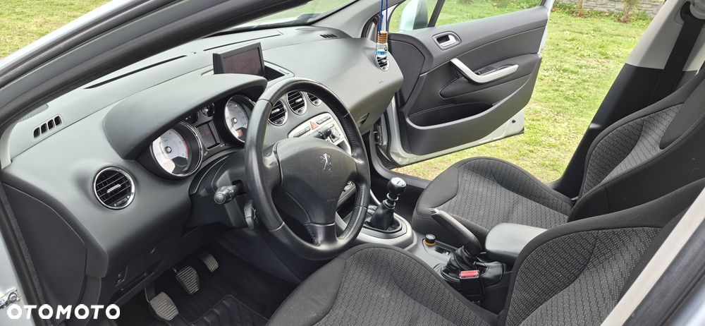 Peugeot 308 1.6 HDi Premium - 20