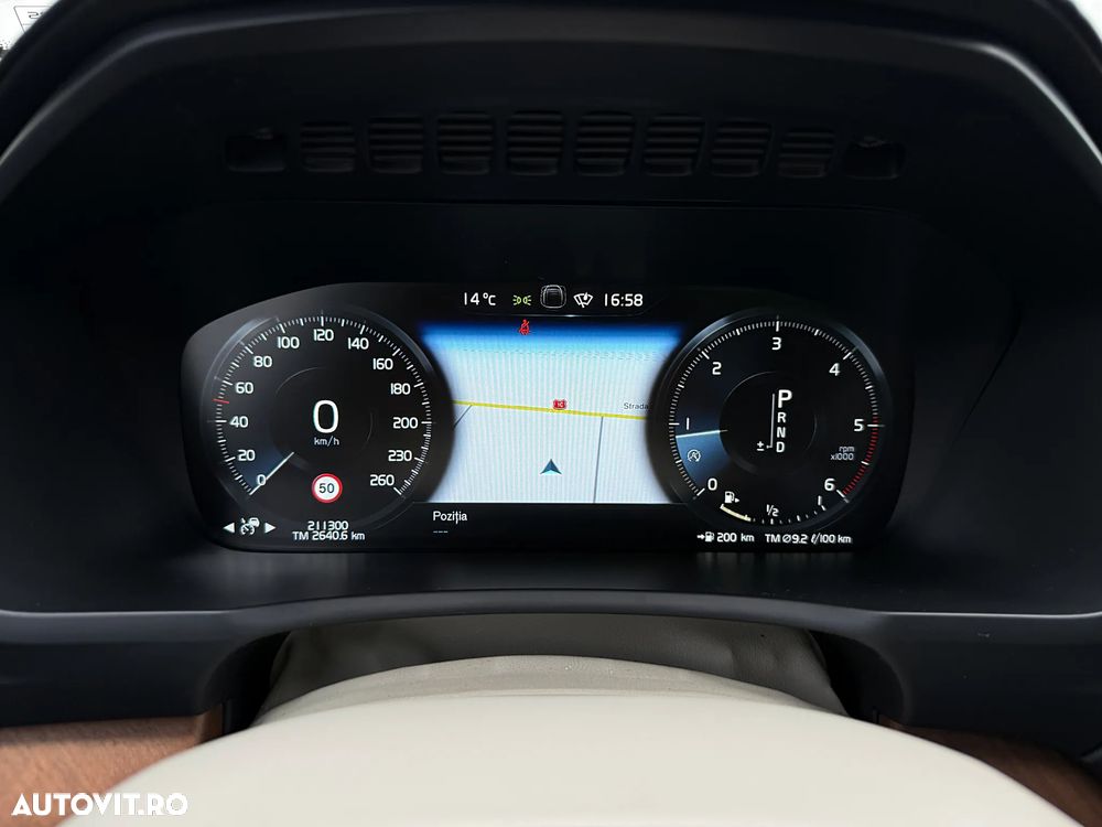 Volvo XC 90 D5 AWD Geartronic Inscription - 28