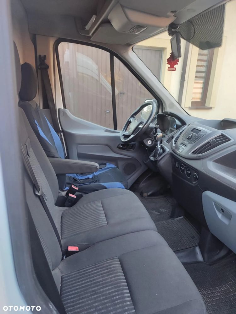 Ford Transit - 10