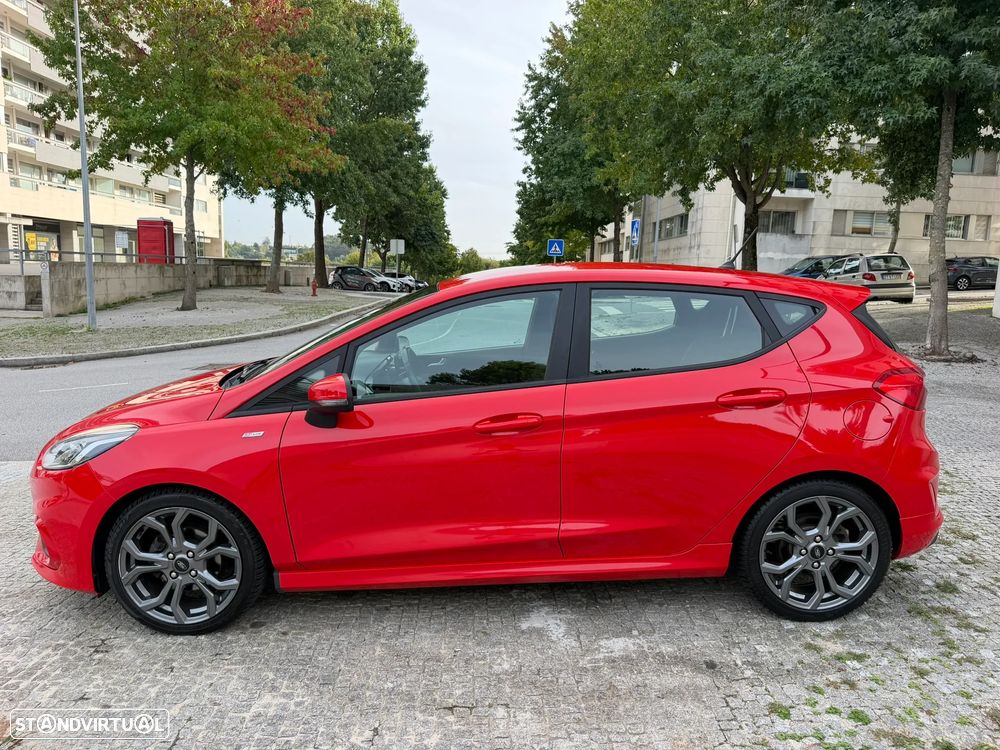 Ford Fiesta 1.0 EcoBoost S&S ST-LINE - 35